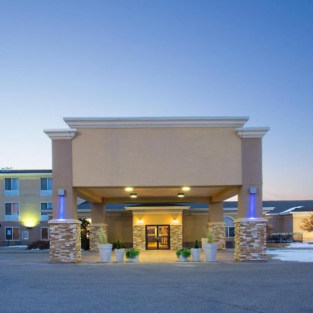 Holiday Inn Express Hotel & Suites Lexington By Ihg Buitenkant foto